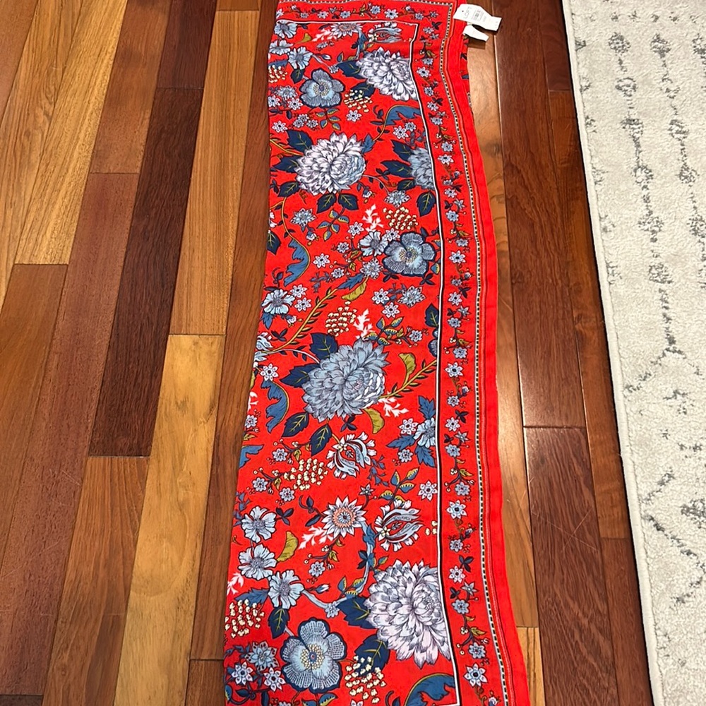 Loft scarf